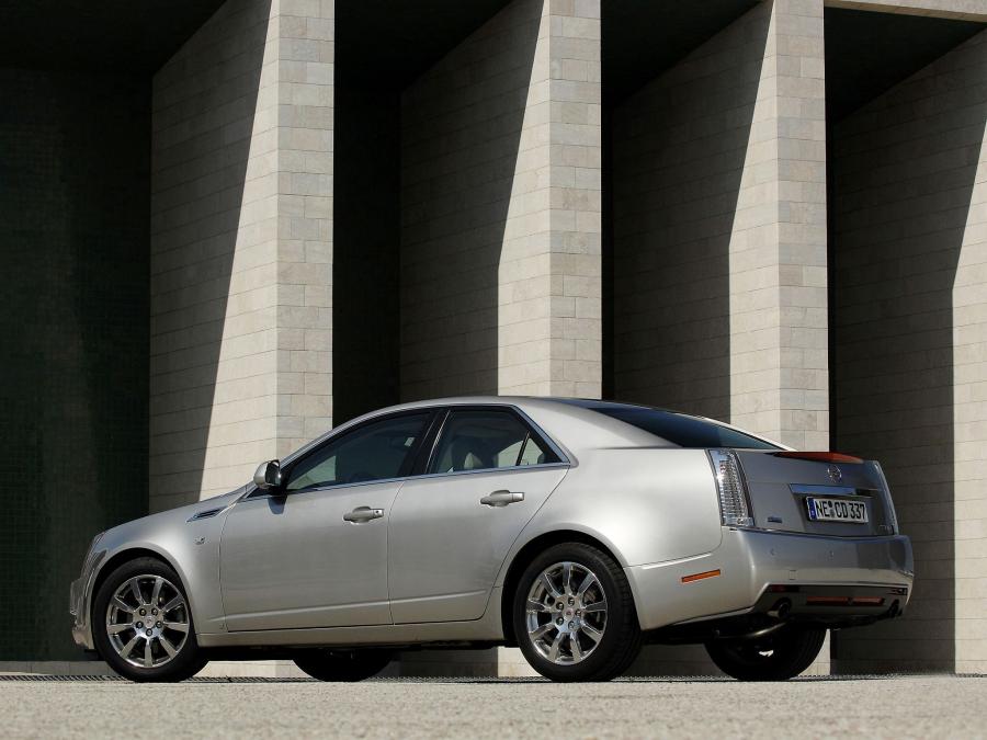  Cadillac CTS 2007 года  (EU) (фото 8 из 25)